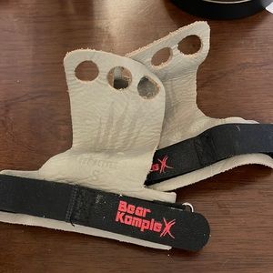 Bear Komplex CrossFit grips